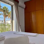 Spacious Apartment, Steps From The - El Greco No 12 Lejlighed
