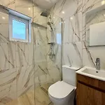 Spacious Apartment, Steps From The - El Greco No 12 Lejlighed *